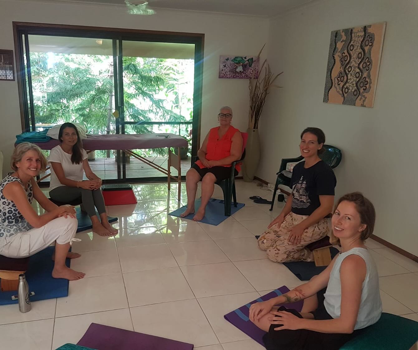 julie heskins running a reiki course in cairns 2025